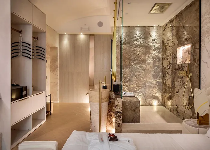 Borghese Boutique Daire Roma